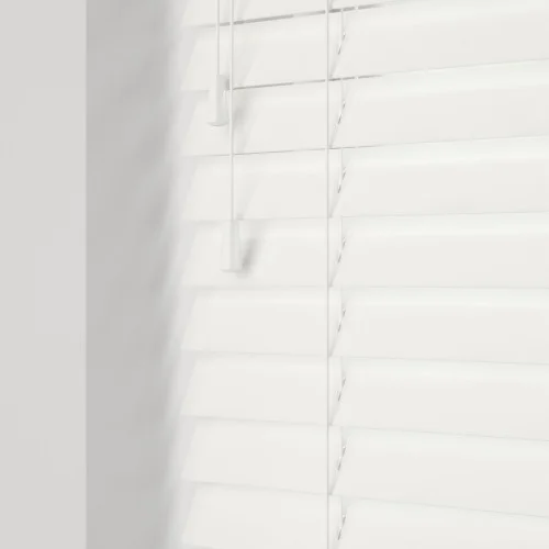 Gloss Pure Wooden Venetian Blind