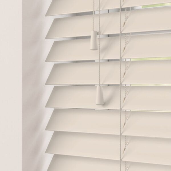 Perla Wooden Venetian Blind